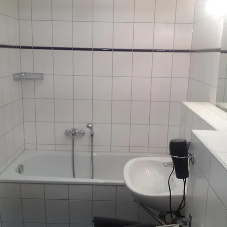 Naumann Apartment *